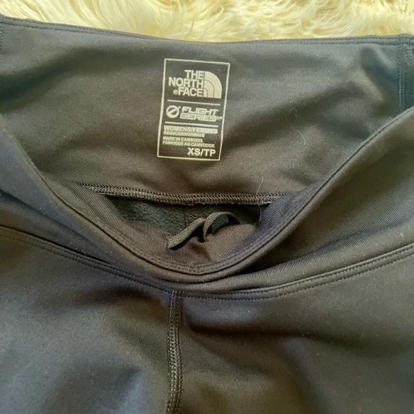 THE NORTH FACE Flight Series Windwall Black Leggins Size XS - Picture 2 of 8